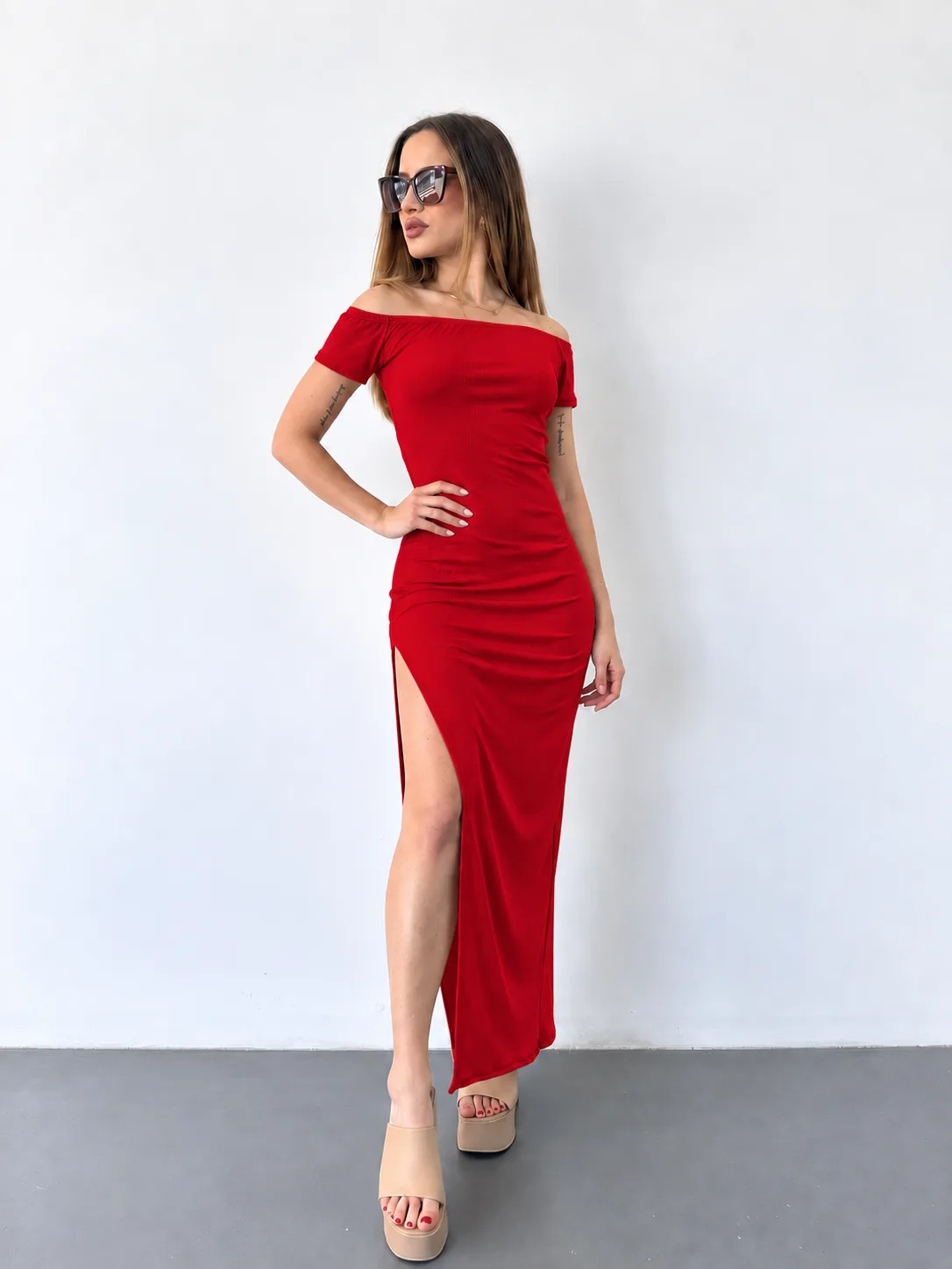 VESTIDO ESCOTADO - Imagen 4