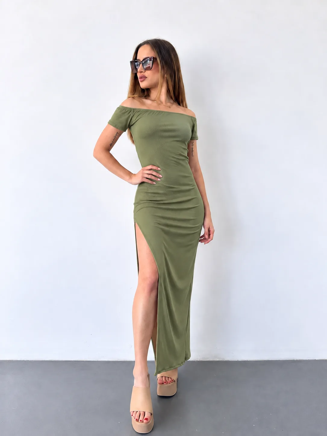 VESTIDO ESCOTADO - Imagen 9