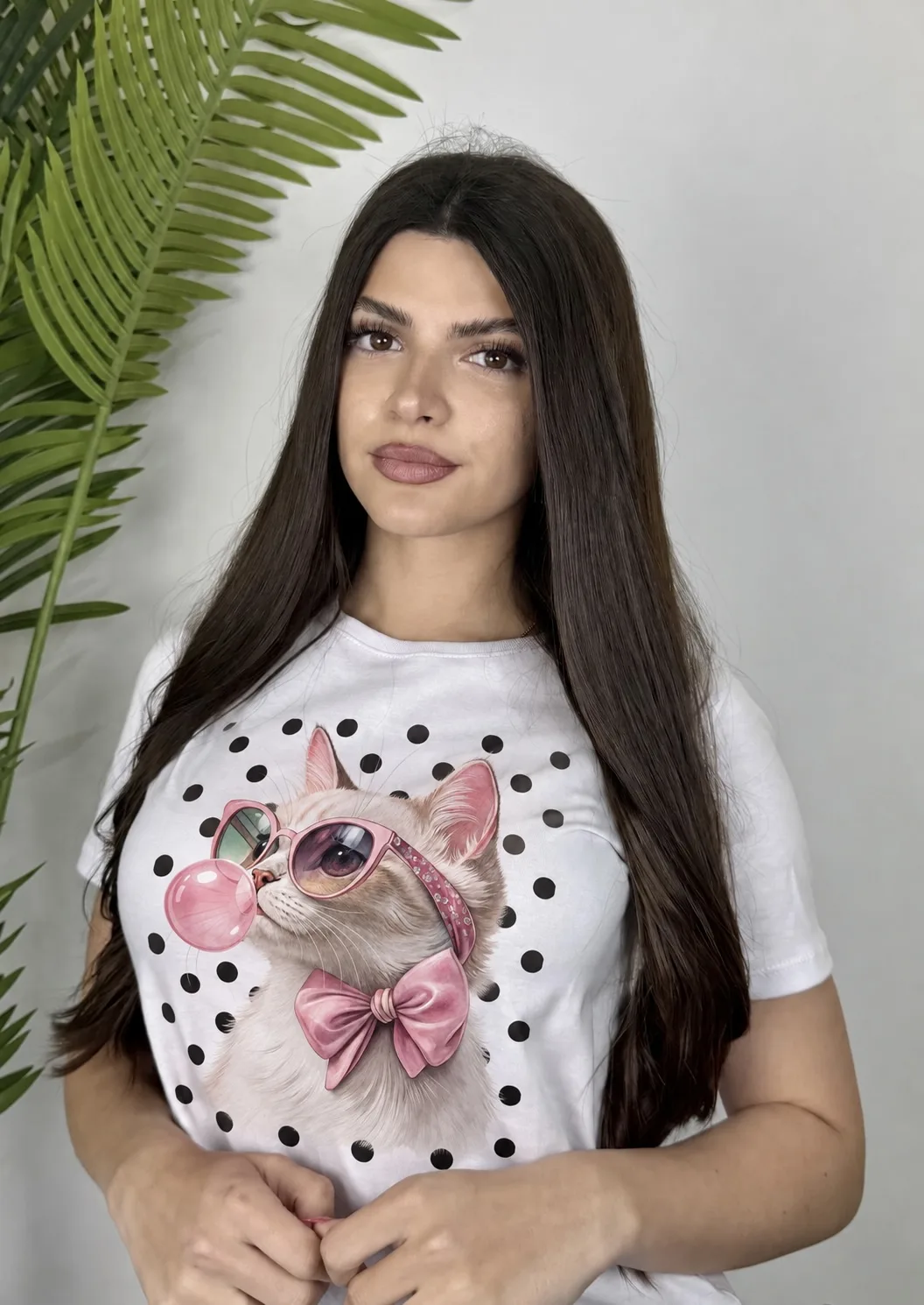 Alternative view of REMERA "CAT CUTE"